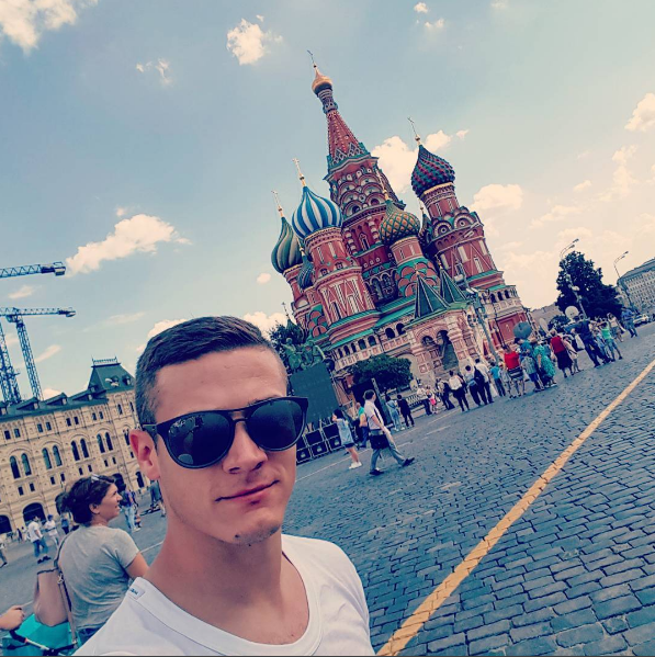 Gabi Torje se adaptează stilului de viață din Cecenia. Tricolorul învață să tragă cu mitraliera
