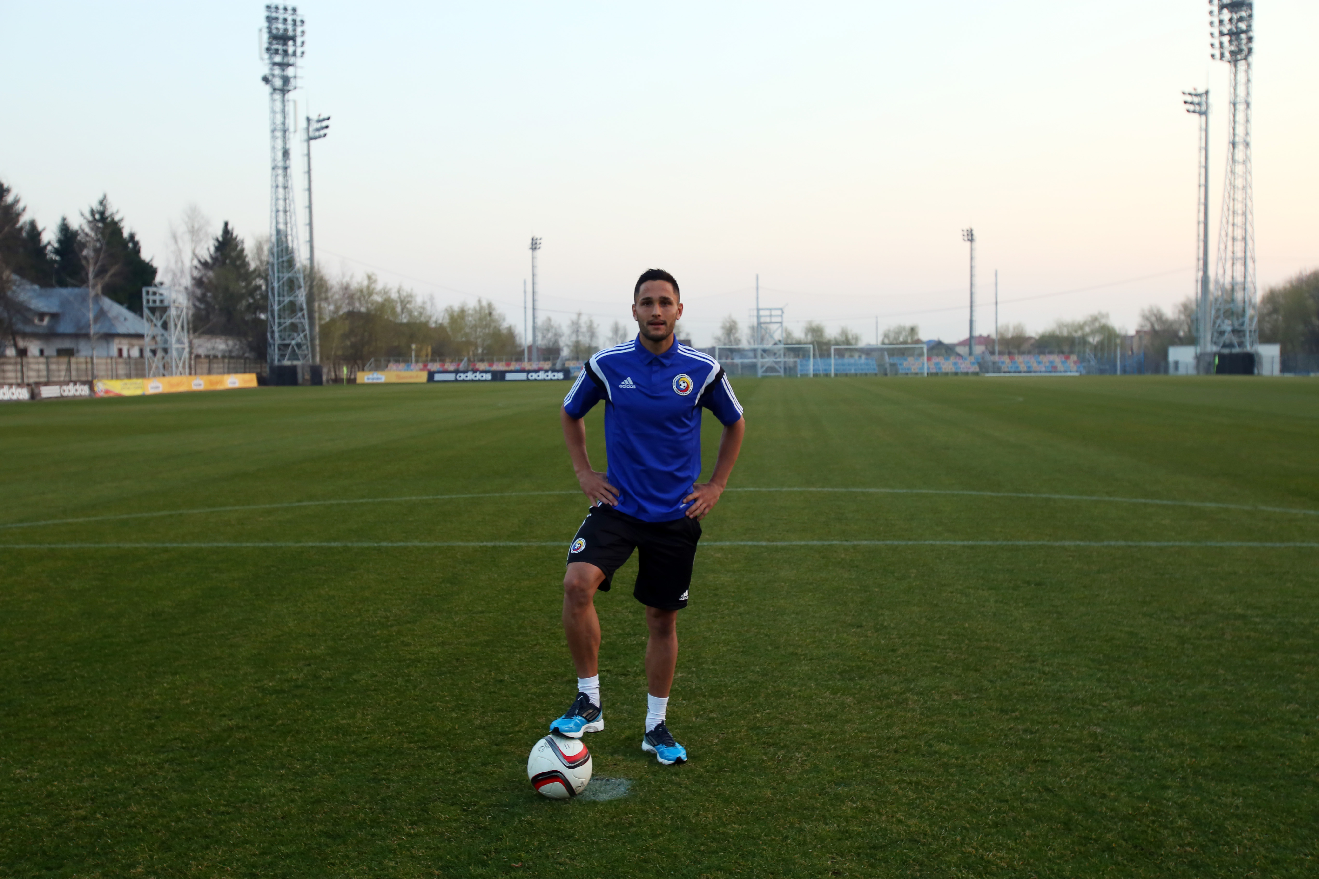ROMÂNIA - FEROE: Florin Andone joacă în numele tatălui / GALERIE FOTO