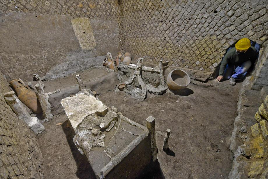 Descoperire rară într-o vilă romană din Pompei. Cum trăiau acum aproape 2000 de ani "cei mai slabi din societate"