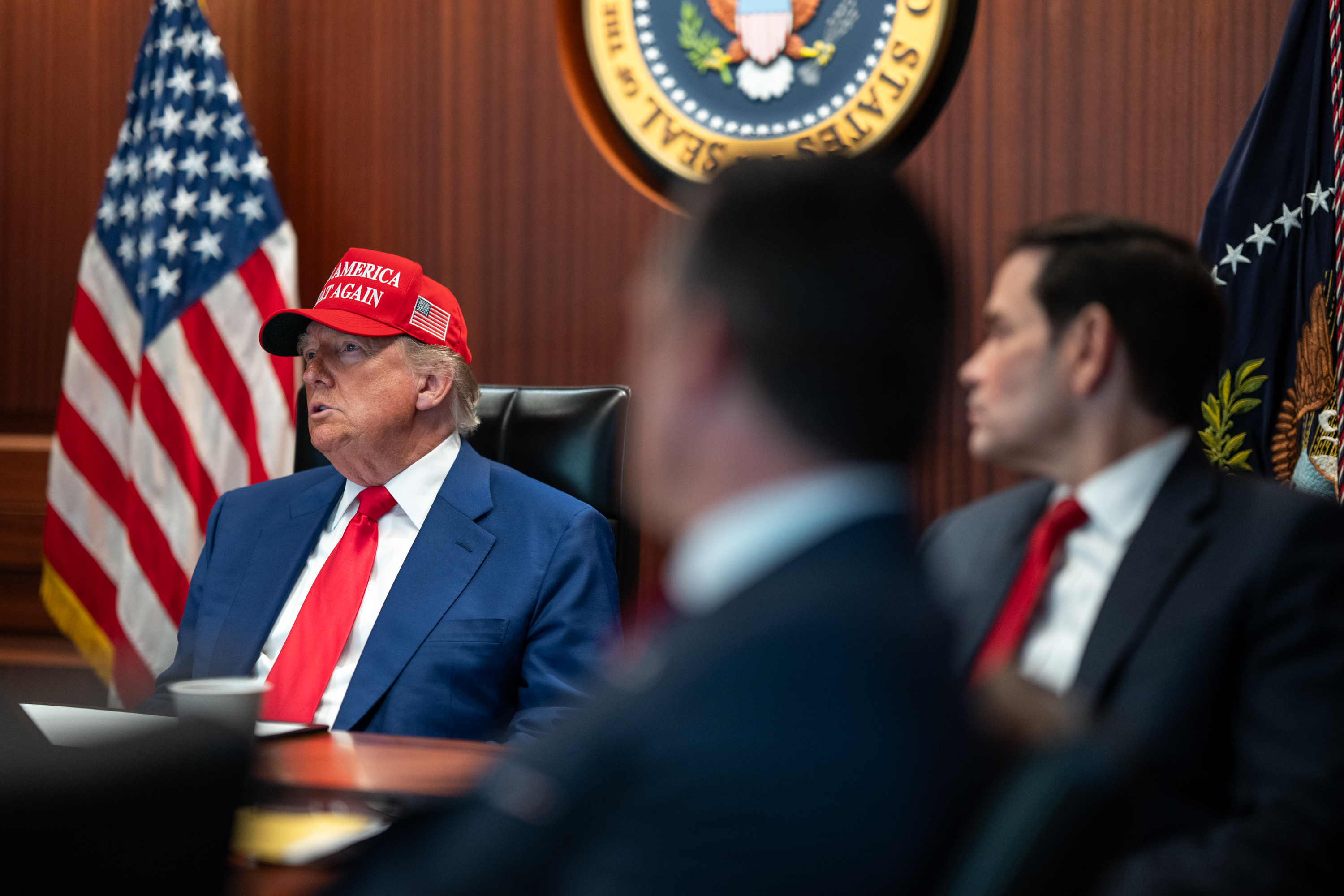 Imagini rare din Situation Room. Cum a fost surprins Donald Trump, după ce a dat undă verde atacurilor asupra instalațiilor nucleare din Iran