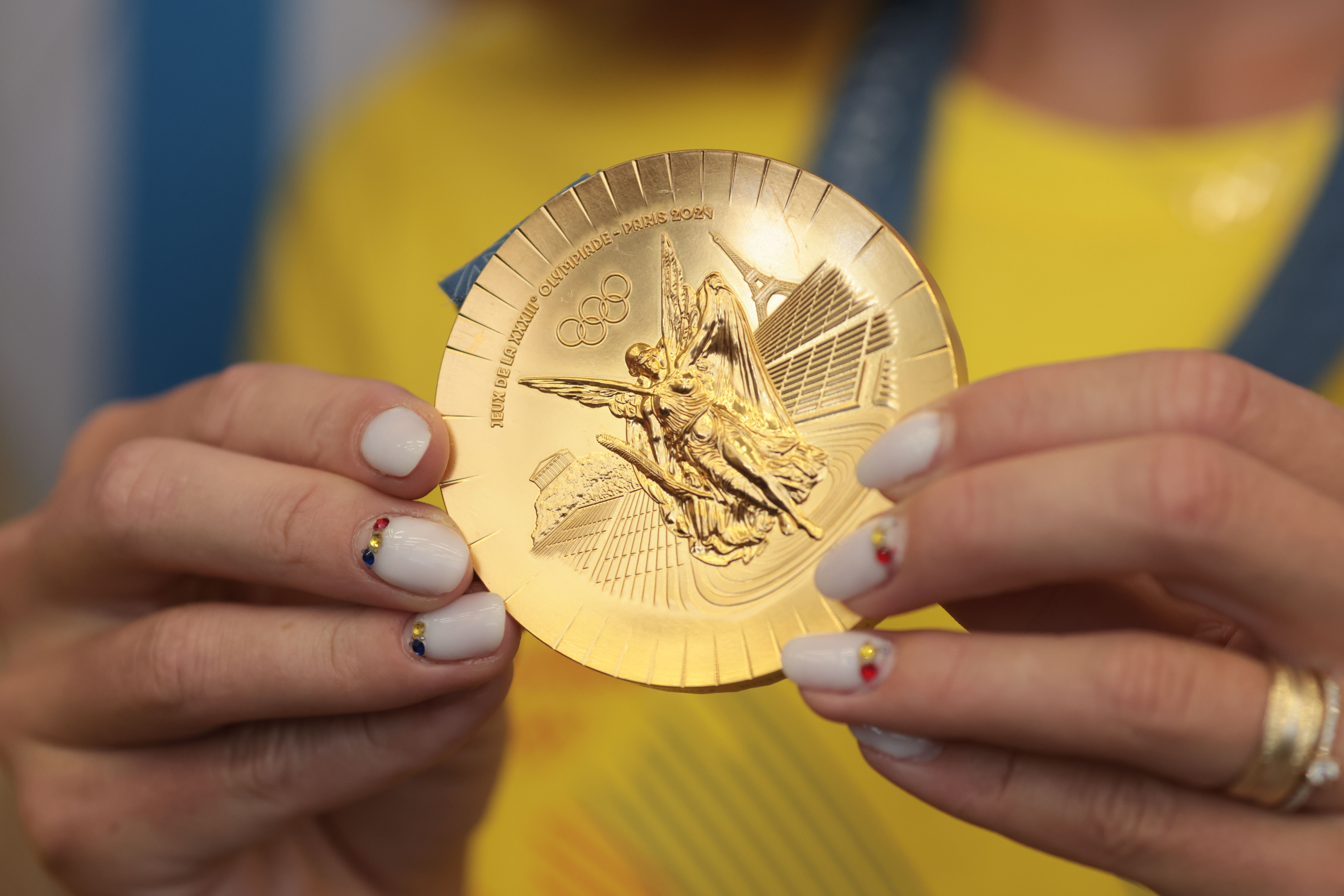 Canotorii medaliați la Jocurile Olimpice și gimnaștii s-au întors în România
