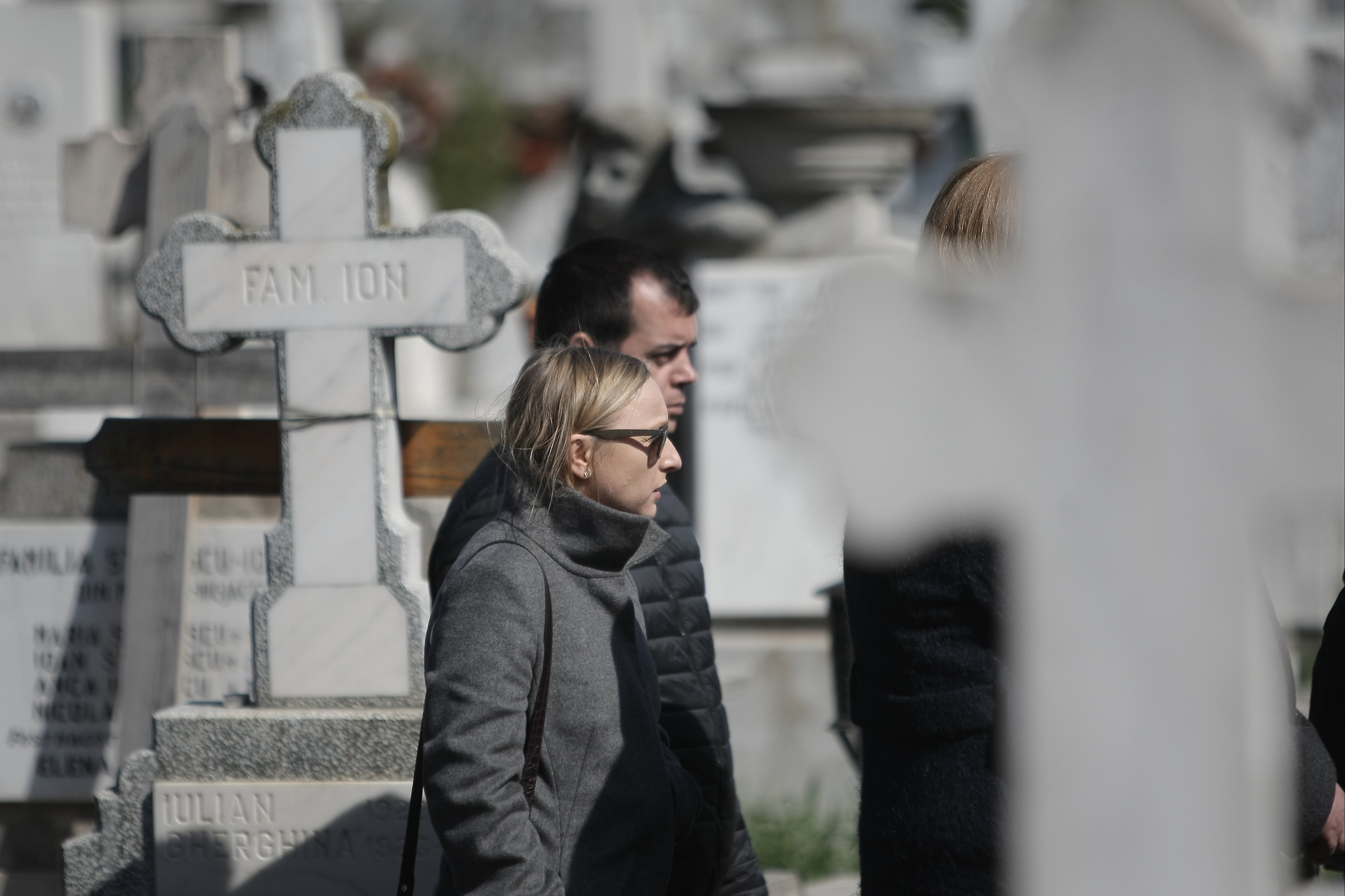 Iolanda Balaș-Soter a fost condusă pe ultimul drum de elita sportului românesc. Pe fosta mare săritoare în înălțime au plâns-o Gabi Szabo, Monica Iagăr, Mariana Bitang, Elisabeta Lipă, Octavian Bellu, dar și un general de 93 de ani/ FOTO
