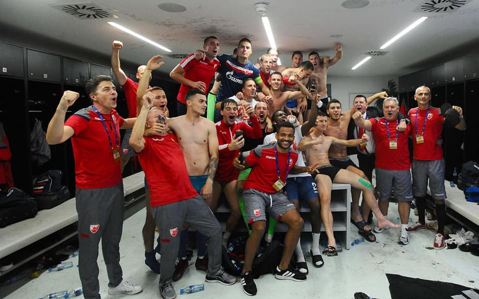 Novak Djokovici a cântat și a țopăit de bucurie, după ce Steaua Roșie Belgrad s-a calificat în grupele Ligii Campionilor / VIDEO