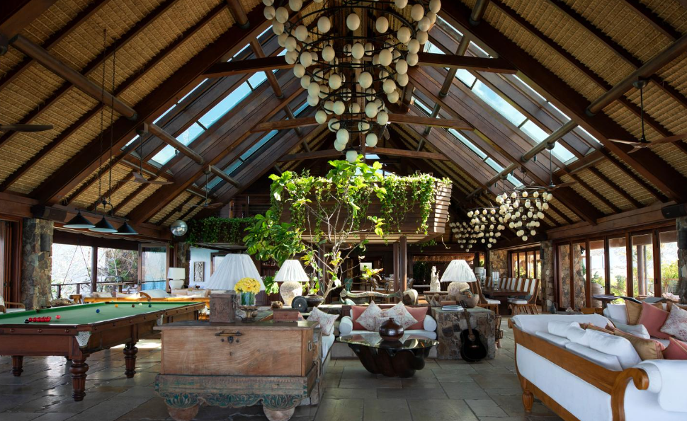 Cât costă o noapte de cazare pe insula miliardarului Richard Branson. Magnatul britanic închiriază paradisul din Marea Caraibelor