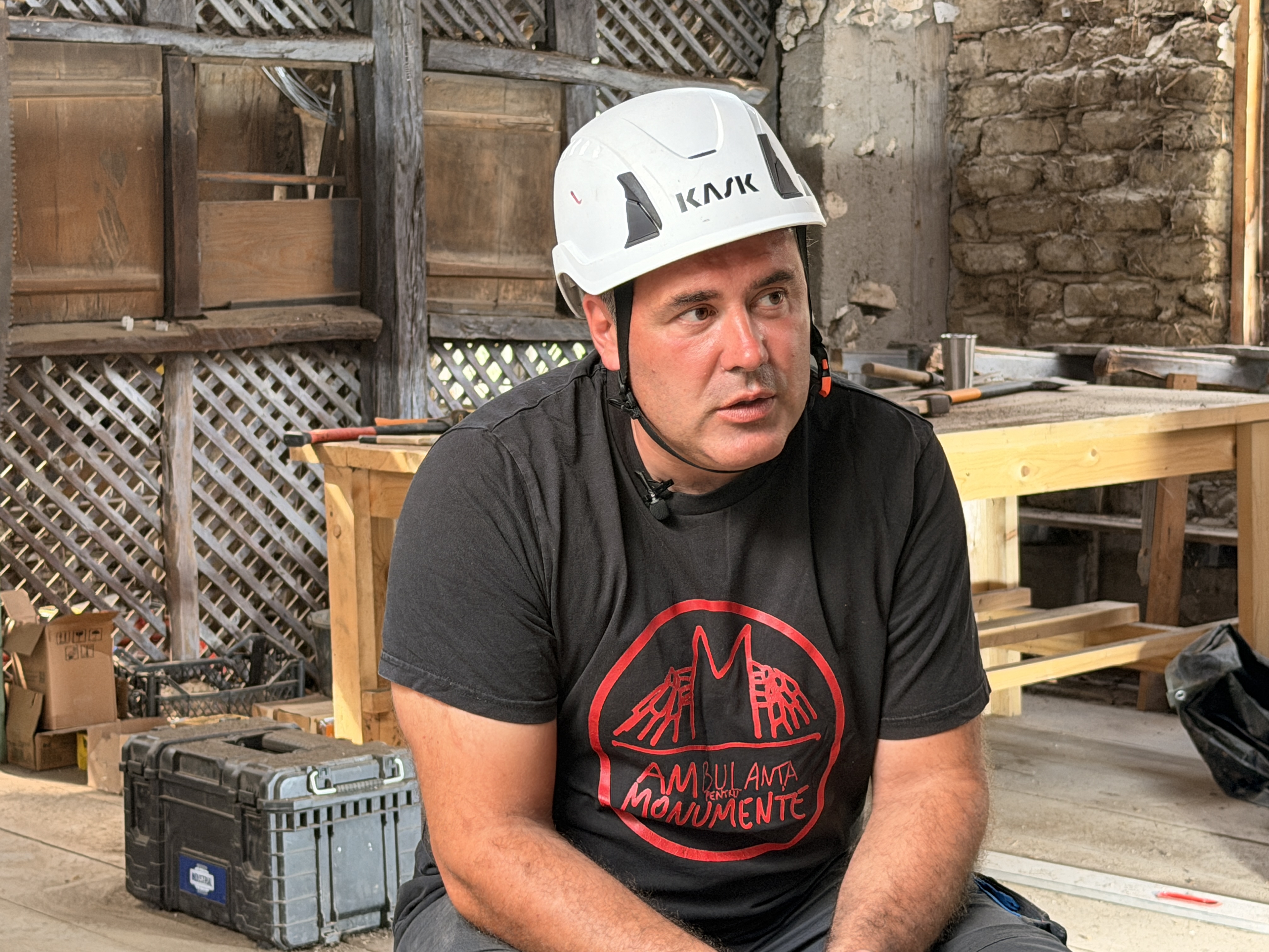 Eugen Vaida, cofondatorul „Ambulanței pentru Monumente”: „Deși există o lege pentru salvarea patrimoniului, de doi ani, ea nu se aplică pentru că nu există nici normele de aplicare și nici bani”