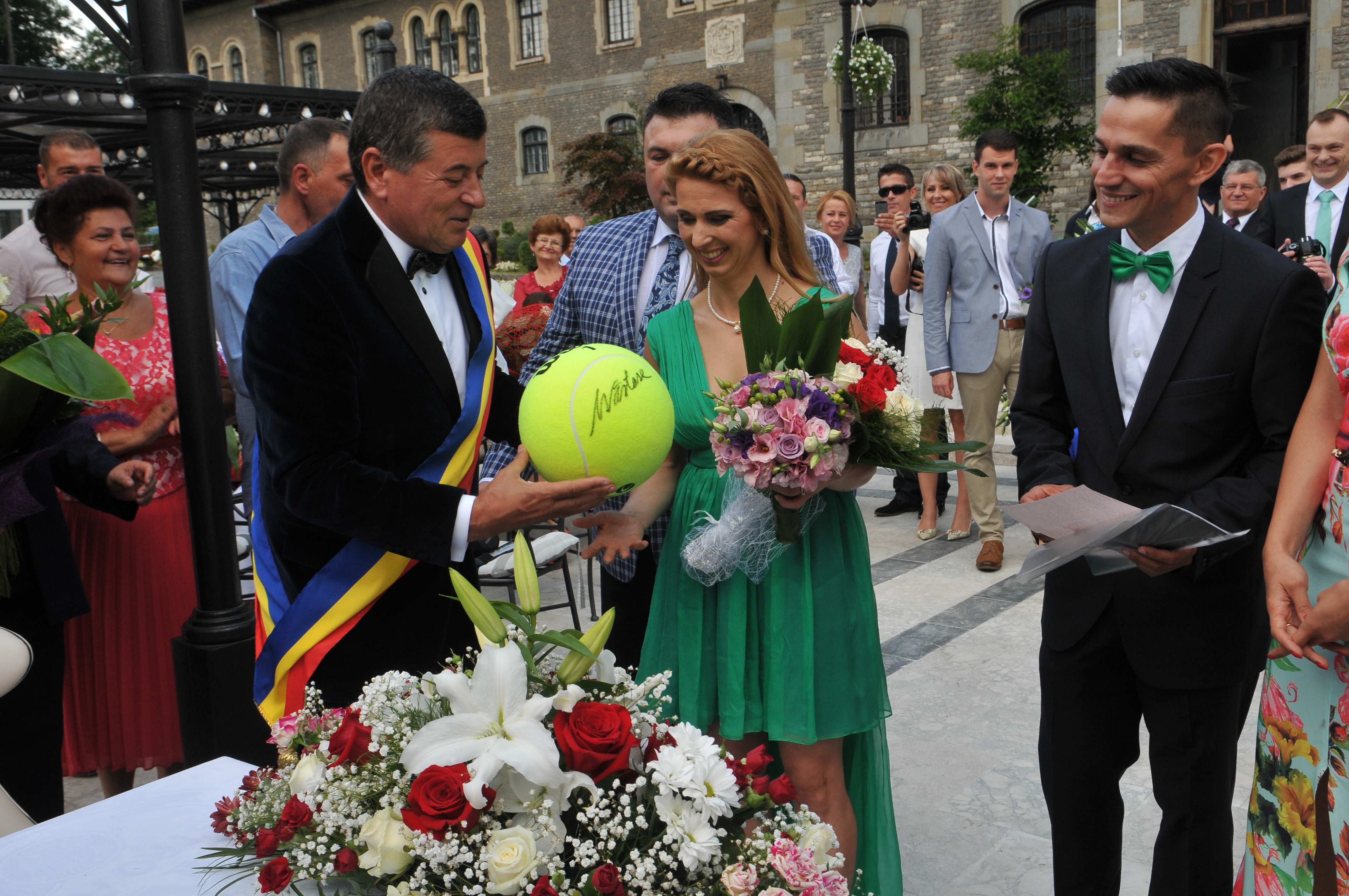 GALERIE FOTO / Alina Dumitru s-a căsătorit. Halep i-a făcut o surpriză  