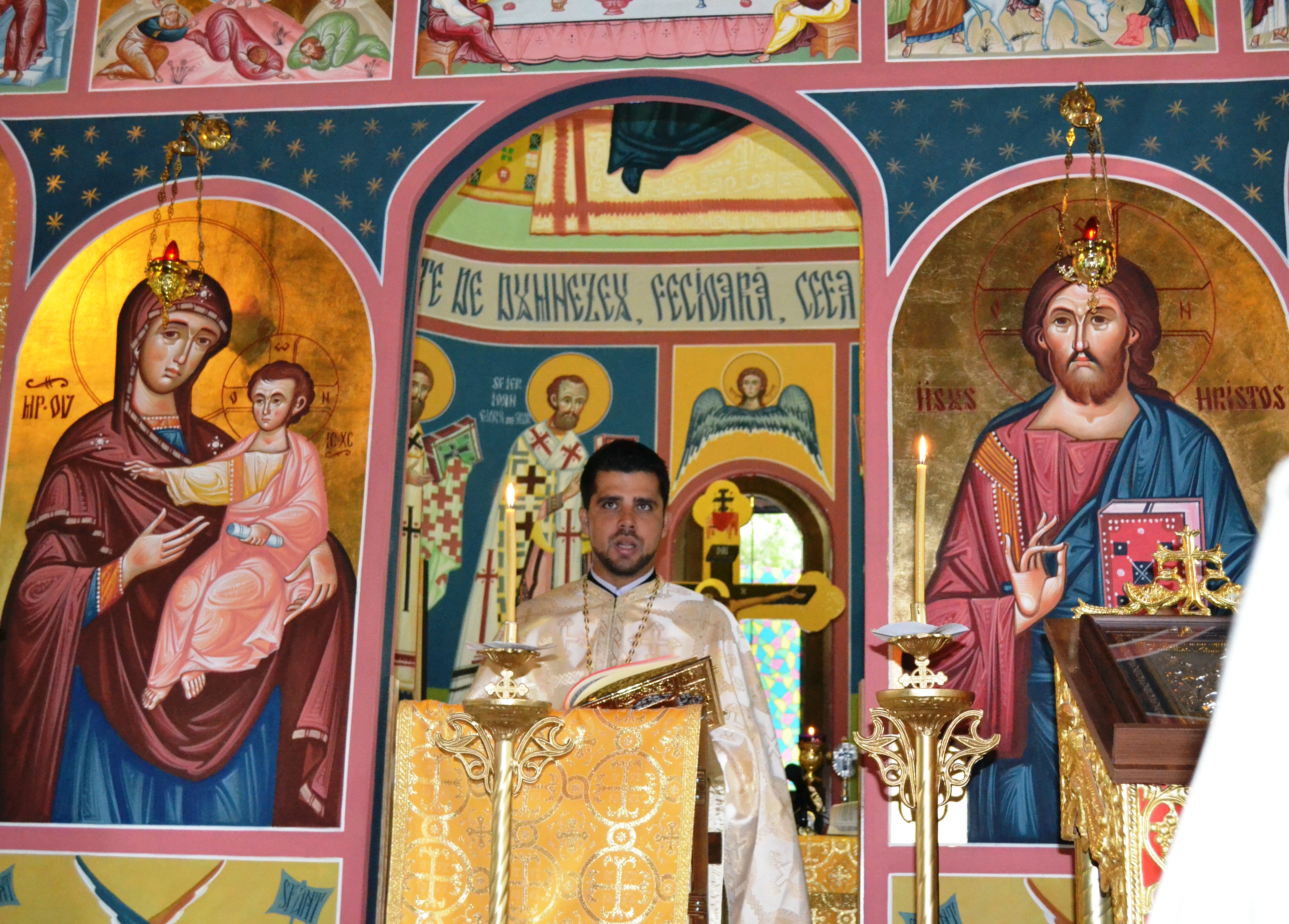 EXCLUSIV/Omul cu două fețe. Preotul-polițist Bogdan Nițu are Biblia într-o mână și Codul Penal în alta - FOTO