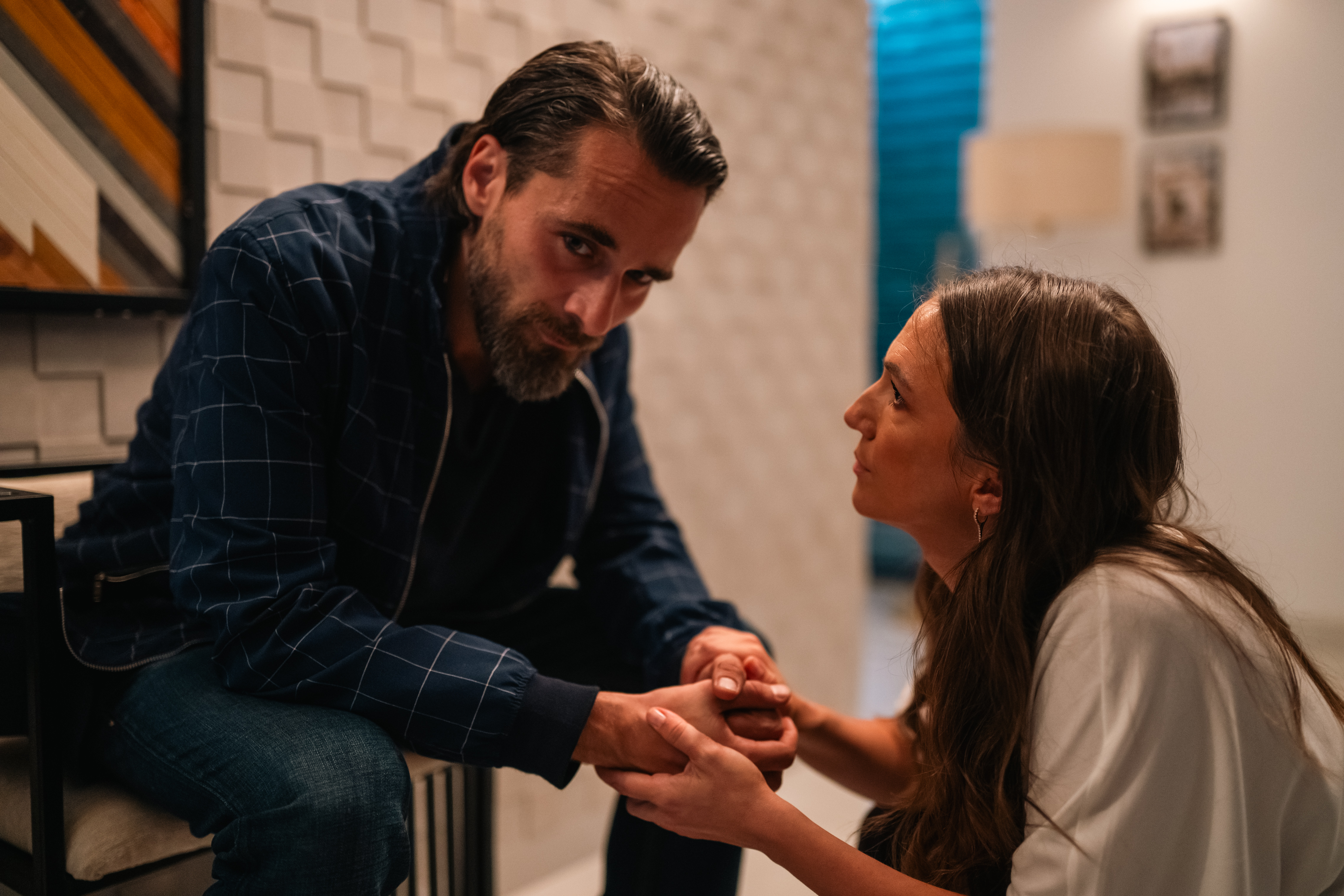 Cum se înțeleg Adela Popescu și Șerban Gomoi, soțul ei din serialul „Fără urmă” de la PRO TV: „Am fost uimit”
