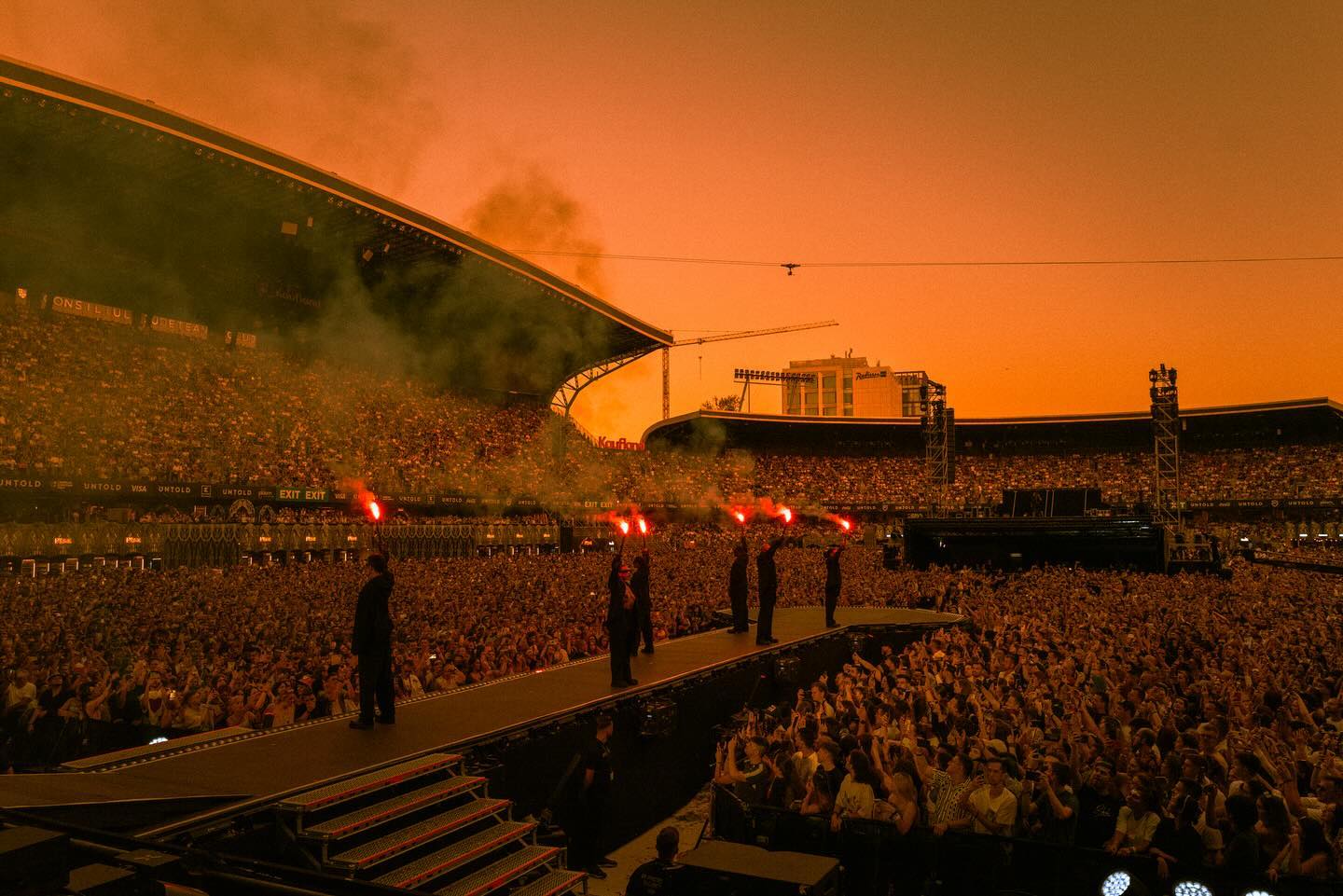 Ce a spus Sam Smith despre România, după ce a cântat la UNTOLD 2024. Artistul a fost criticat pentru aparițiile lui pe scenă