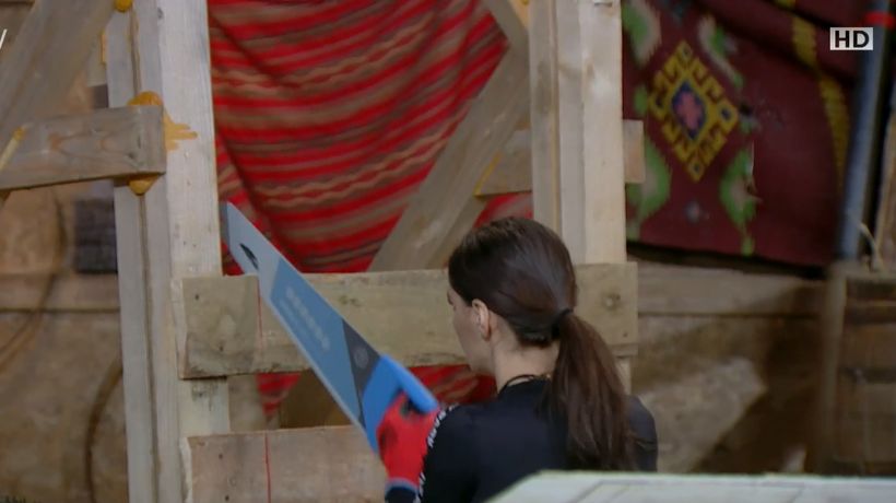 Duel intens între fete. Ioana Filimon a părăsit Ferma cu ochii în lacrimi | FOTO