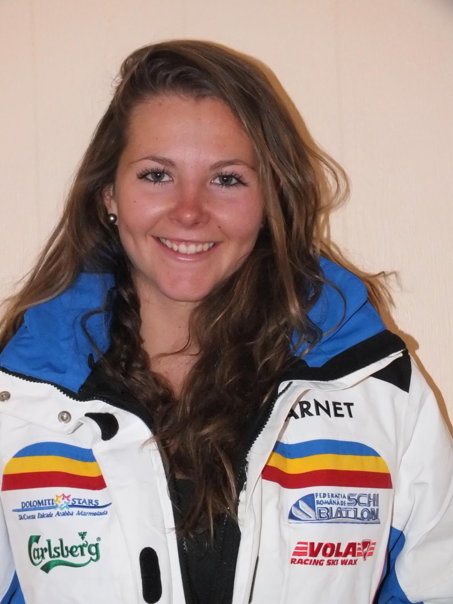 Lăsată de francezi să reprezinte România la JO 2014, schioarea Ania Caill se pregătește de Mondiale. Fascinată de viteză!