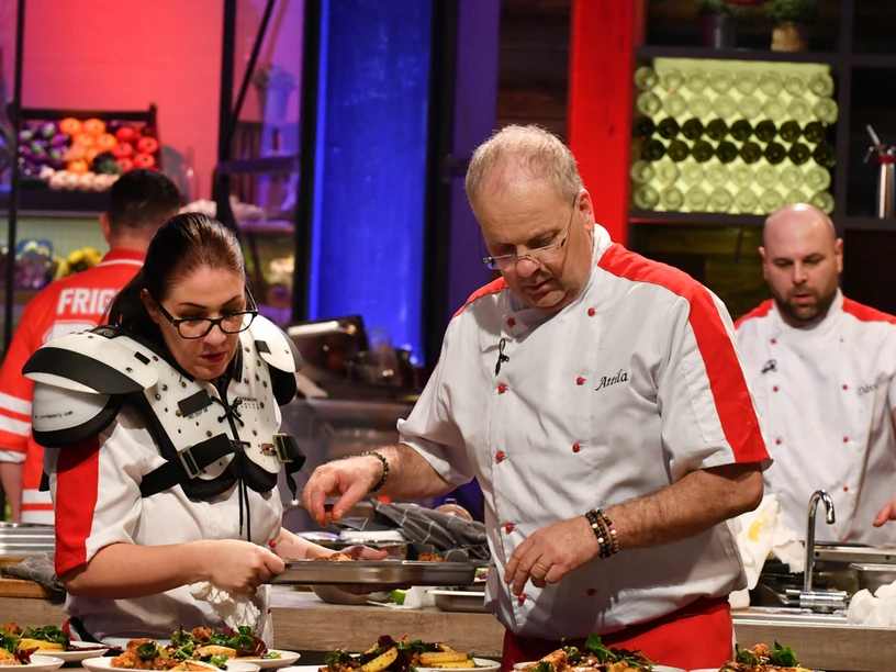 Ez mit jelent? Még véget sem ért a Séfek Séfe, de Veégh Attila máris saját műsort kapott