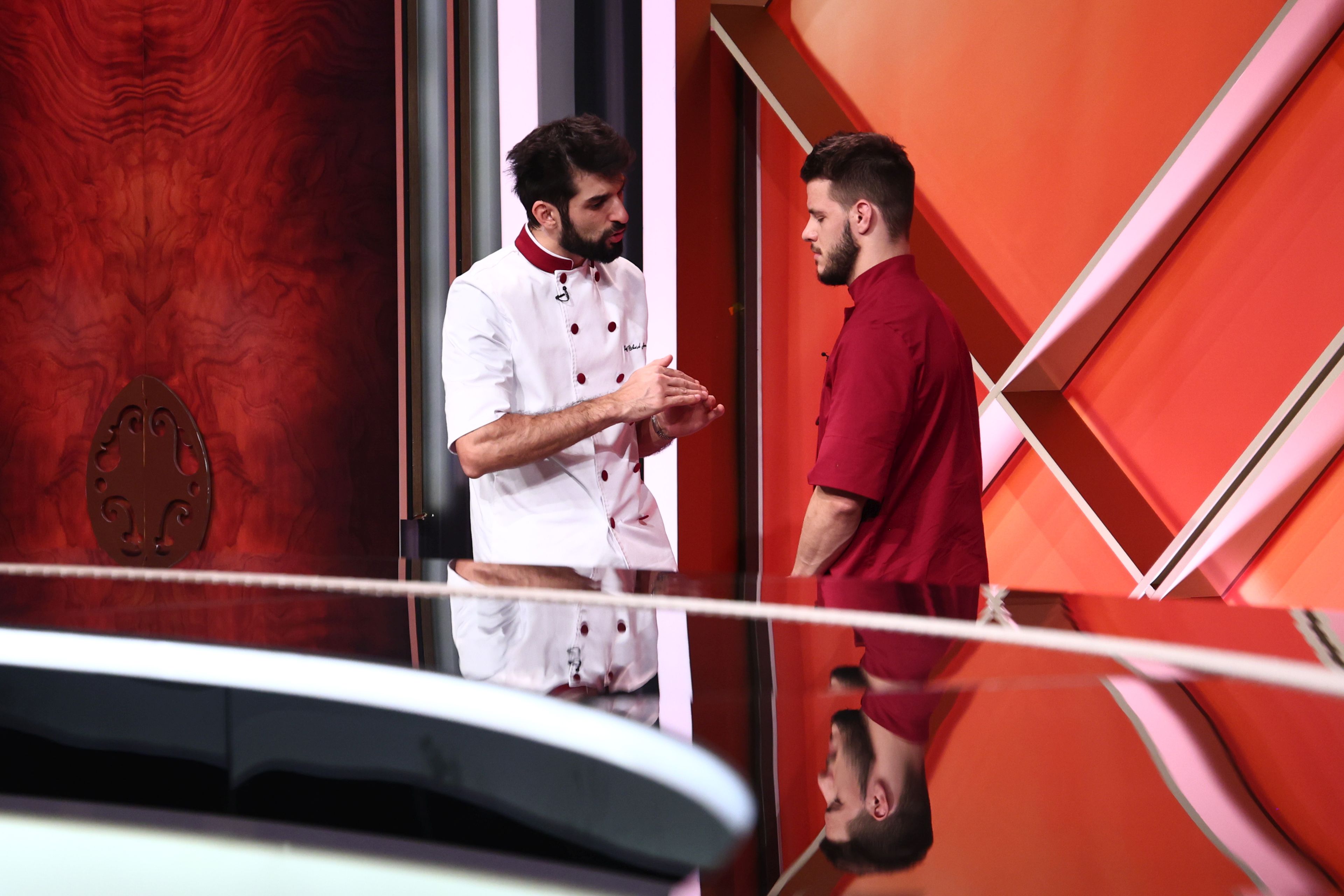 Dublă eliminare la „Chefi la cuțite” 2026. Christian Ursu și Elena Barbu au părăsit competiția