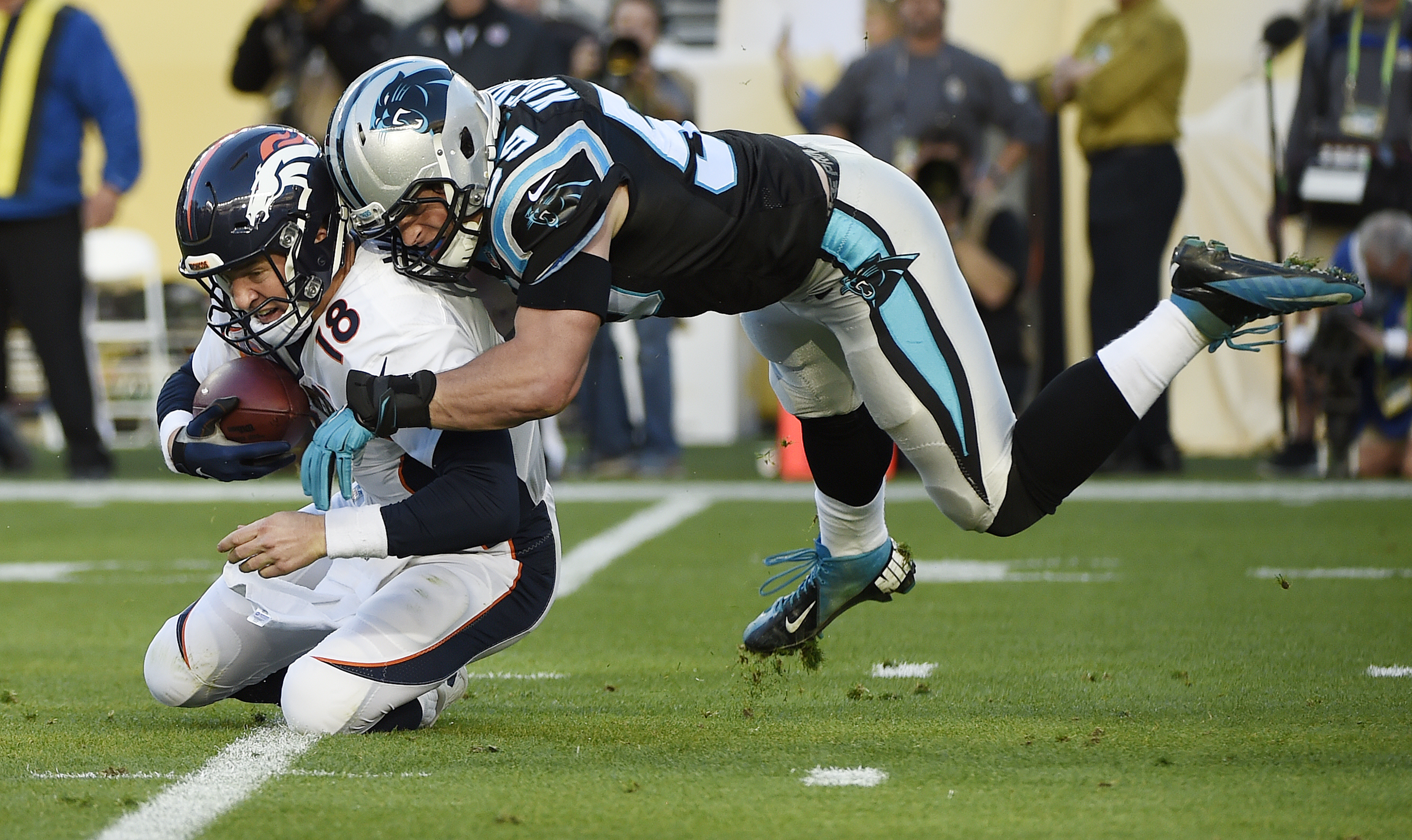 Denver Broncos a câștigat Super Bowl 50, ^după o finală de vis cu Carolina Panthers / GALERIE FOTO&VIDEO