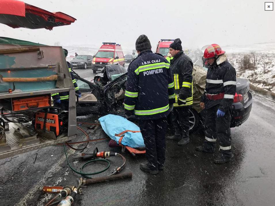 FOTO/ Grav accident rutier pe DN 1! O persoană a murit și alte 4 sunt rănite. Un copil este printre victime!