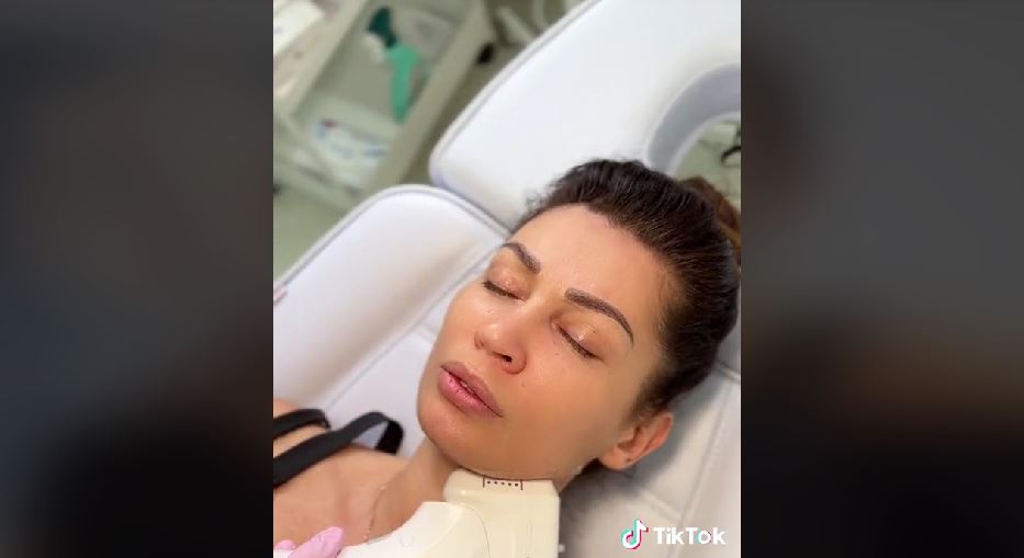 Instagram vs realitate. Cum arată vedetele din România fără machiaj și fără filtre