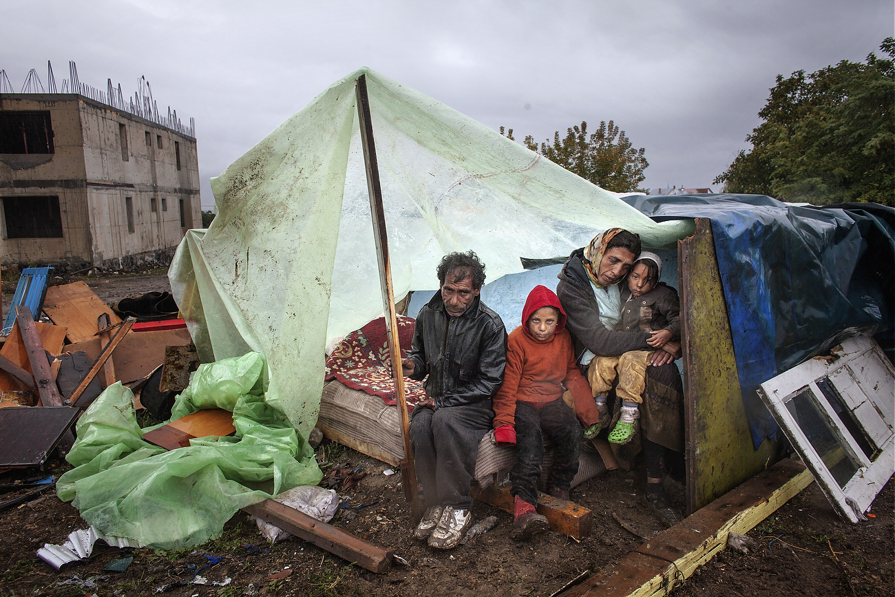 VIDEO/ Mugur Vărzariu, fotograful care oprește buldozerele. Fotografiile sale au ajuns în New York Times