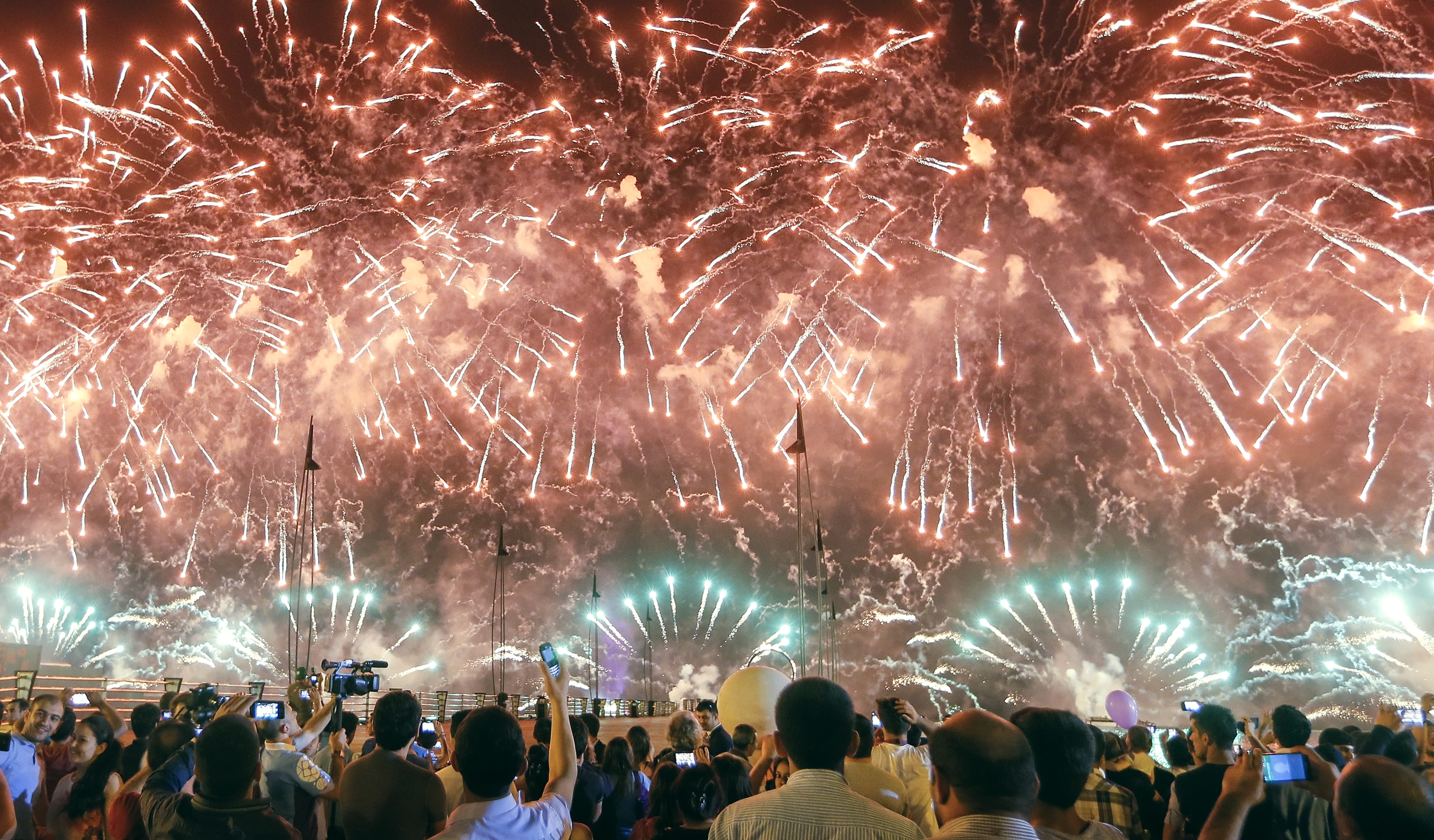 Festivitate grandioasă de deschidere a Jocurilor Europene. Alin Moldoveanu, liderul României