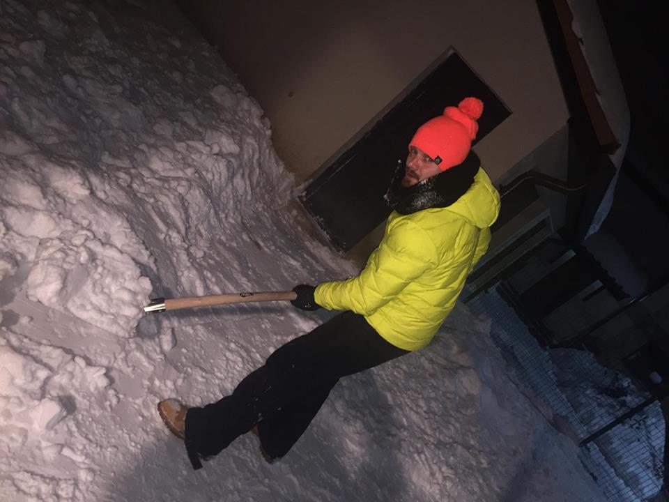 Gabriela Cristea, la cratiță. Ce făcea Tavi Clonda în timp ce ea gătea sarmale | FOTO