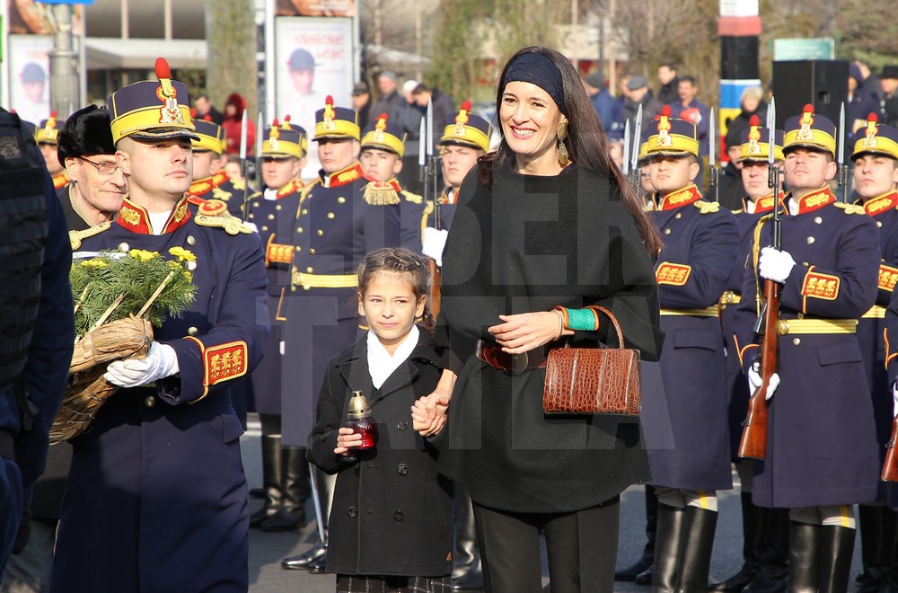Preşedintele Iohannis a participat la ceremonia dedicată victimelor Revoluţiei, în Piaţa Universităţii / FOTO&VIDEO