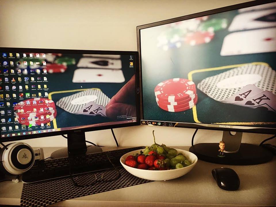 Alexandru Vagner explică de ce a lăsat fotbalul pentru poker: "Muream de foame!". Are 120 de meciuri în Liga 1, acum își câștigă banii din jocurile de noroc online