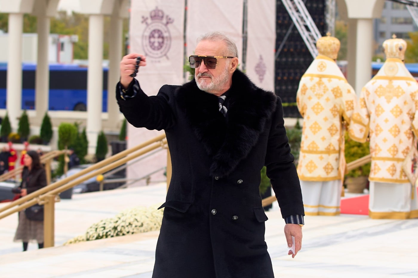 Imagini inedite cu Gigi Becali călare pe măgar în Grecia. Filmarea a ajuns virală: „Am vrut să mă dau șmecher”