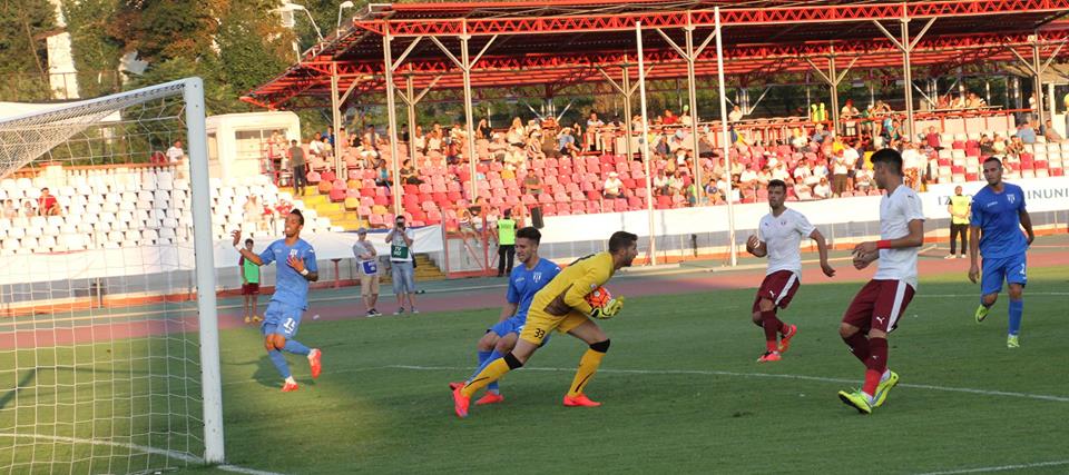 Liga I: FC Voluntari - CSU Craiova 1-2. Oltenii au obţinut primul succes în deplasare, printr-un gol superb reuşit de Vătăjelu. Ilfovenii rămân fără victorie în Liga I