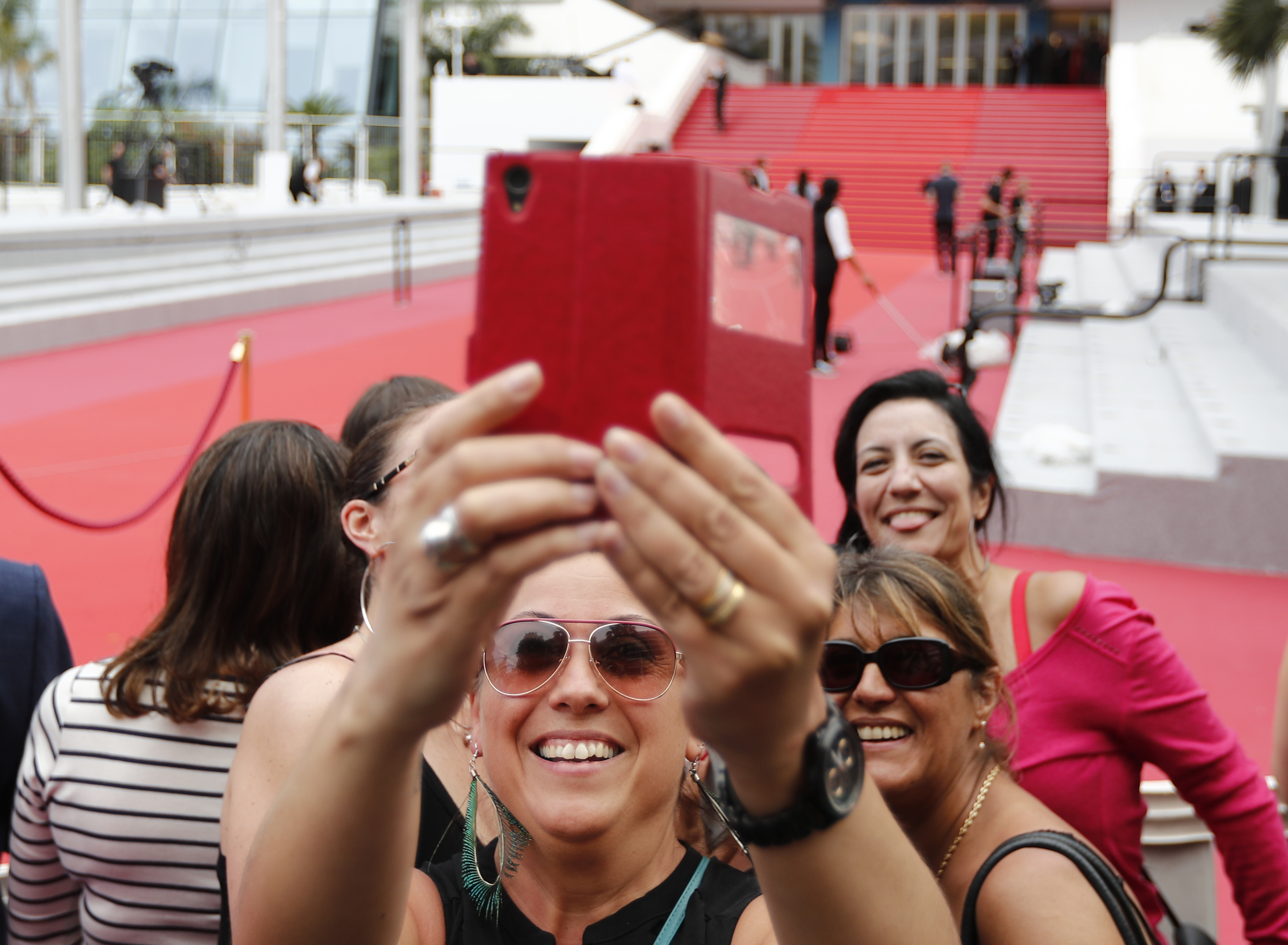 FOTO | Cum s-a văzut prima zi a Festivalului de Film de la Cannes 2018