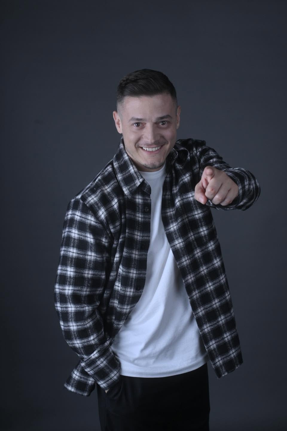 Familia lui Gabriel Torje, dată afară din patru locuințe