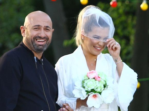 Gina Pistol, despre apropierea dintre ea și chef Cătălin Scărlătescu: „Știu că mă iubește. Nu știu dacă oamenii pot înțelege această iubire dintre noi”