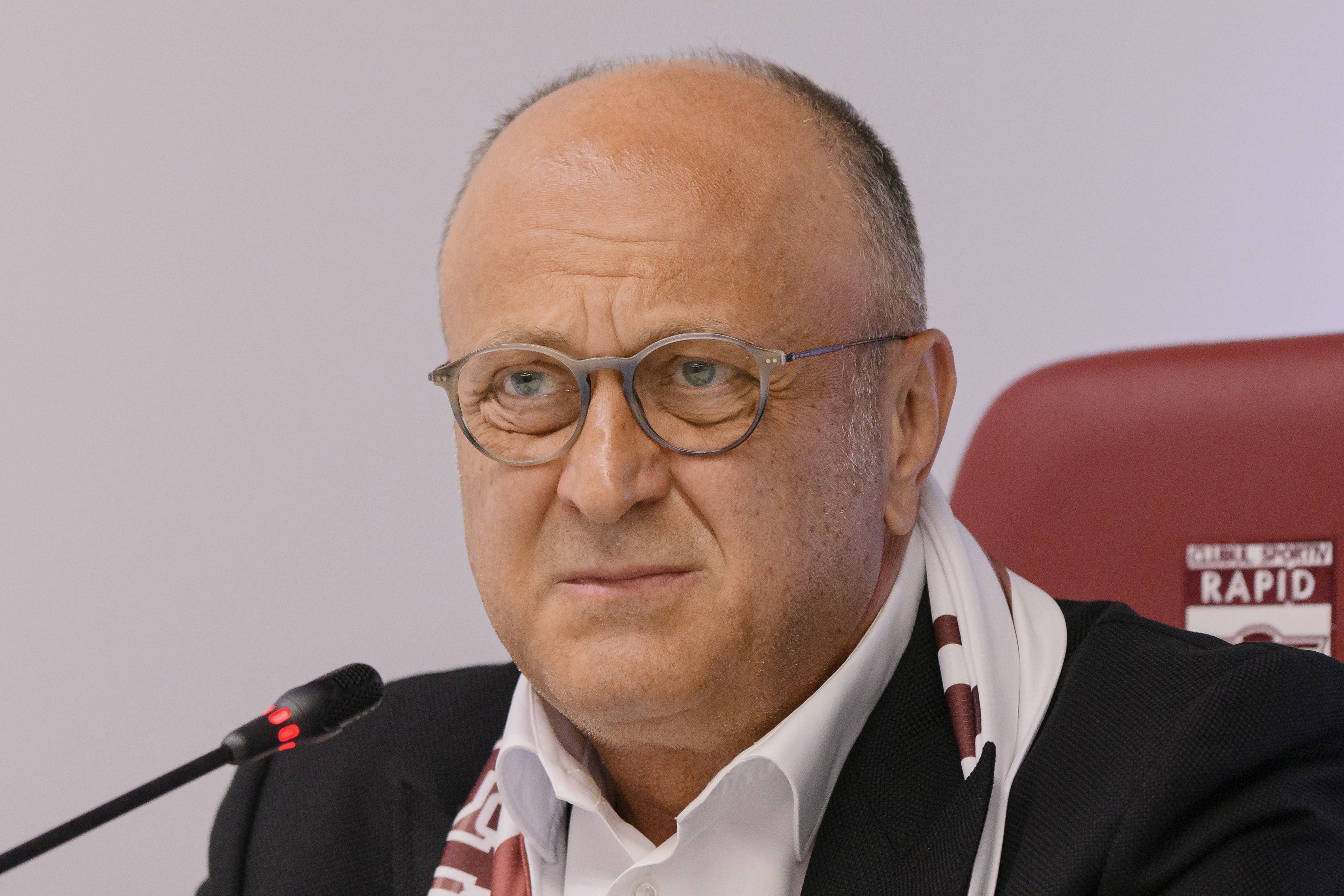 Cât de bogat e Dan Șucu. Presa din Italia a aflat ce bani are în cont „Regele mobilei din România”