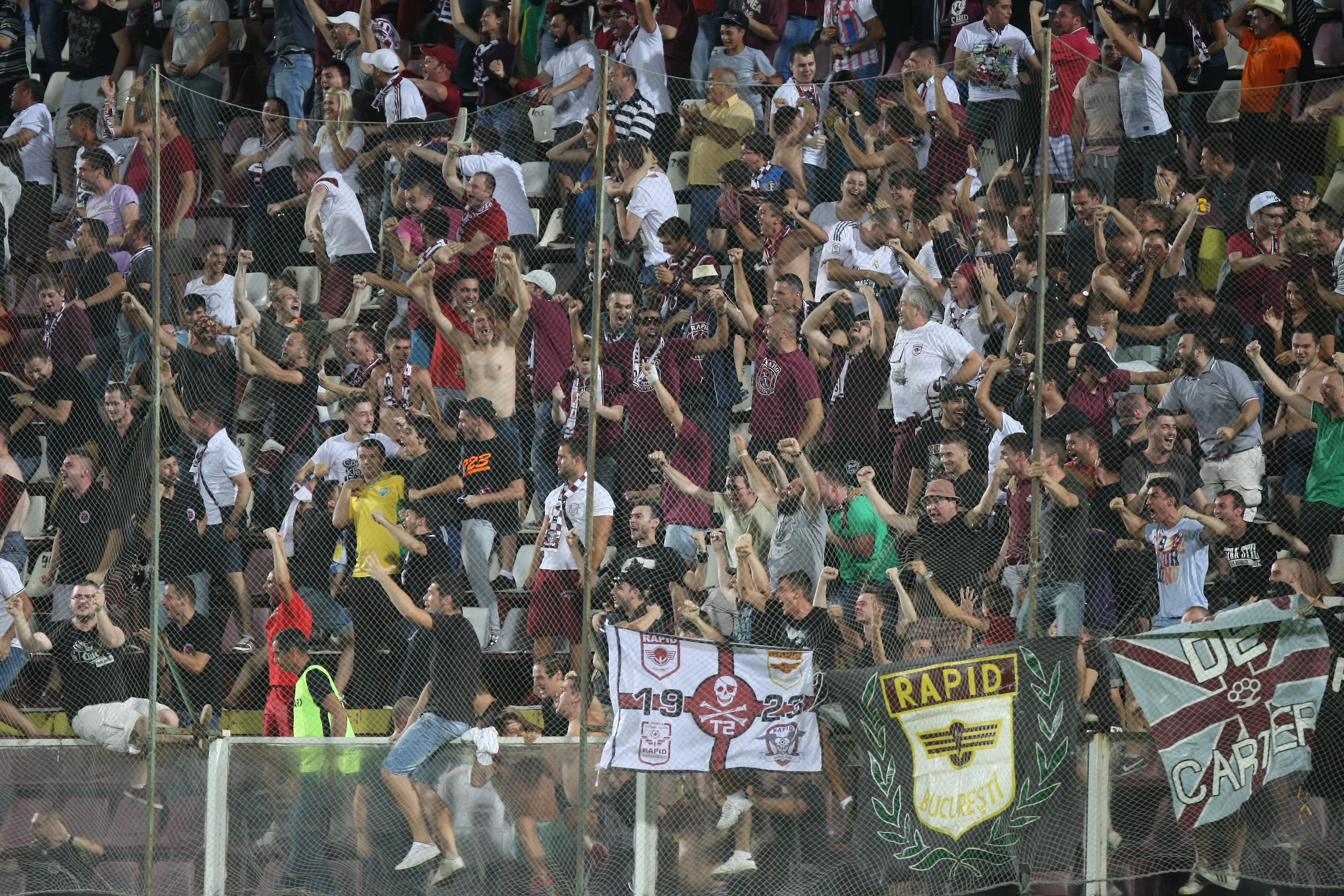 VIDEO&FOTO / Rapid - Steaua 1-3.  Barele şi Bornescu au limitat scorul