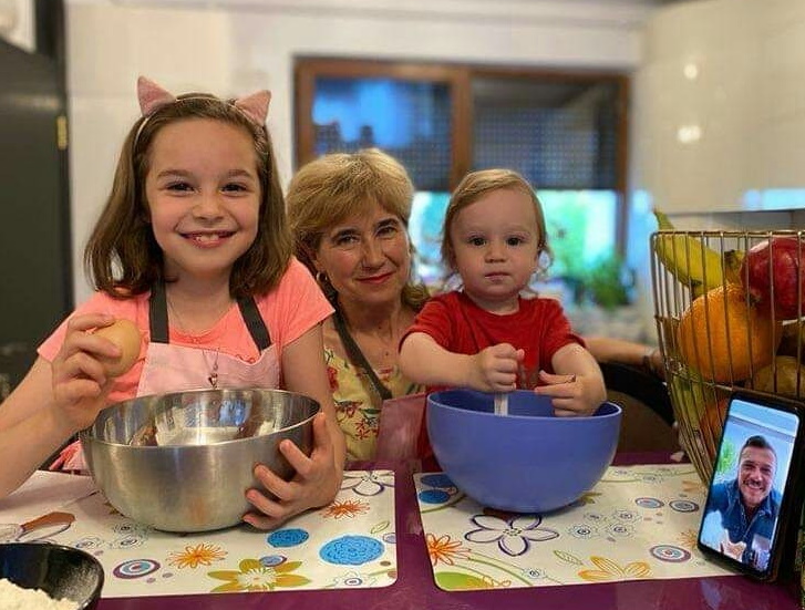 Dan Cruceru și-a adus mama în casa familiei sale. Cum se înțelege soția acestuia cu soacra ei. „Au fost momente când eu eram prins la mijloc”