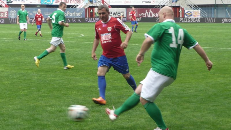 ”Regele” Hagi a revenit pe teren la 50 de ani! A făcut furori în Polonia