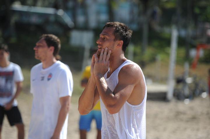 Lucescu, ÎN CHILOȚI, la plajă! Întâlnire cu un campion mondial / FOTO&VIDEO
