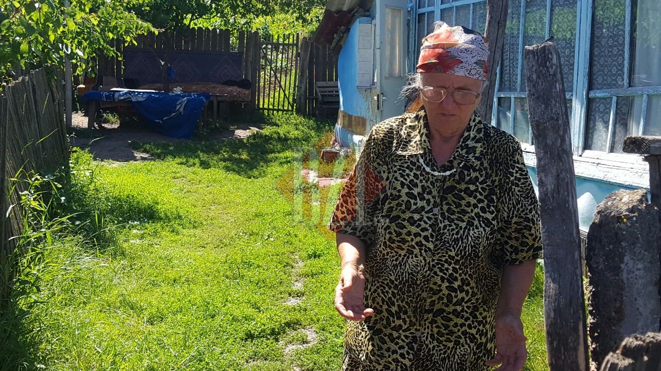 O fetiță și-a văzut mama murind. Femeia a fost omorâtă în bătaie