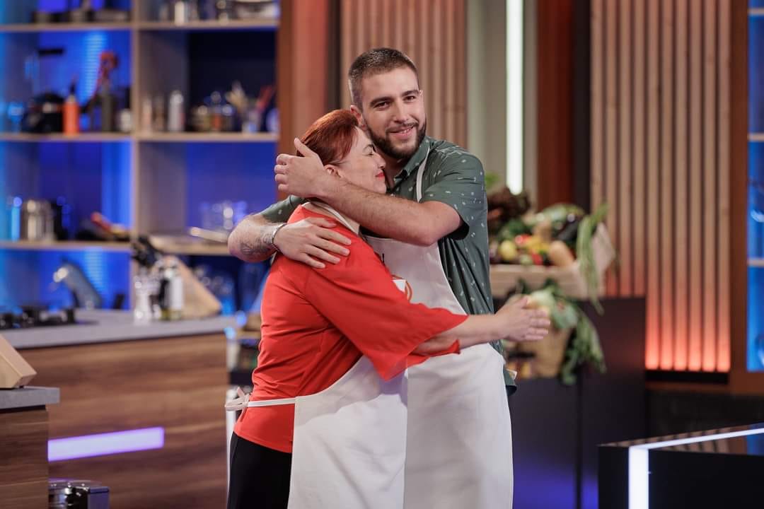 Cine e Ionela Grigore de la MasterChef 2024. Vânzătoarea de mezeluri din Piața Obor din București i-a impresionat pe jurații emisiunii