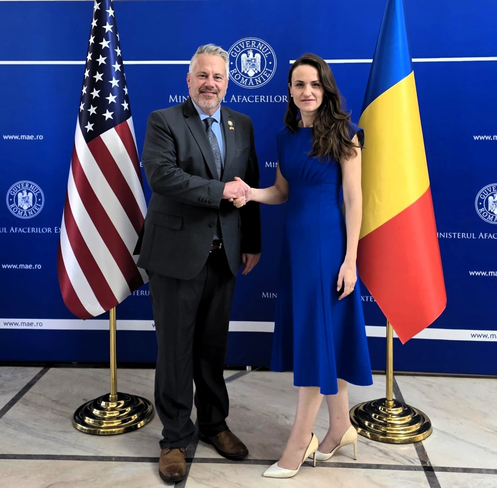 O delegație a Congresului SUA este în România și s-a întâlnit cu Cătălin Predoiu și Oana Țoiu, anunță MAI și MAE. De ce au venit americanii