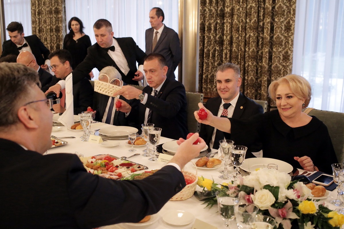 Premierul Republicii Croația, vizită oficială în România; Se întâlnește cu premierul Viorica Dăncilă și cu președintele Klaus Iohannis (FOTO)