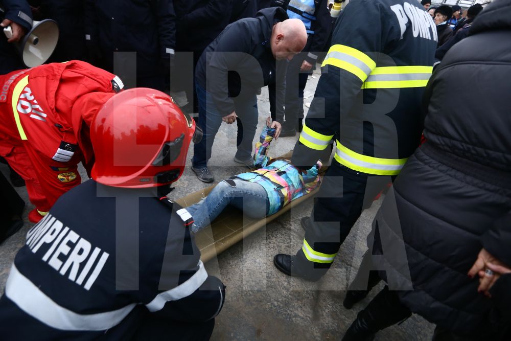 Cel puțin 83 de enoriași au avut nevoie de îngrijiri medicale la sfințirea Catedralei Mântuirii Neamului. Cei mai mulți au leșinat