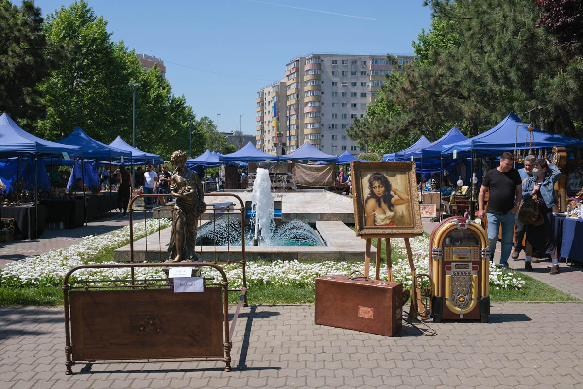 Târgul Anticarilor are loc în acest weekend în Parcul Obor. Obiecte de colecție și concerte speciale