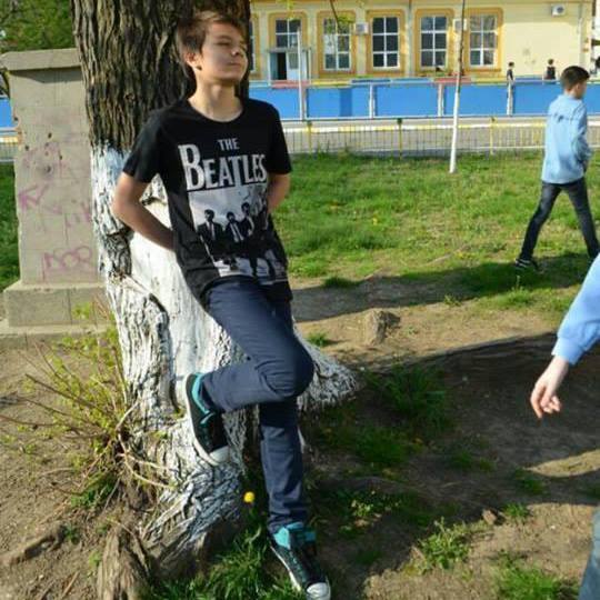 Baschetbalistul care nu aruncă la coş cartea! Andrei Arion are 15 ani și e unul dintre cei mai de perspectivă juniori de la Steaua CSM EximBank şi de la naţionala U16 / FOTO&VIDEO