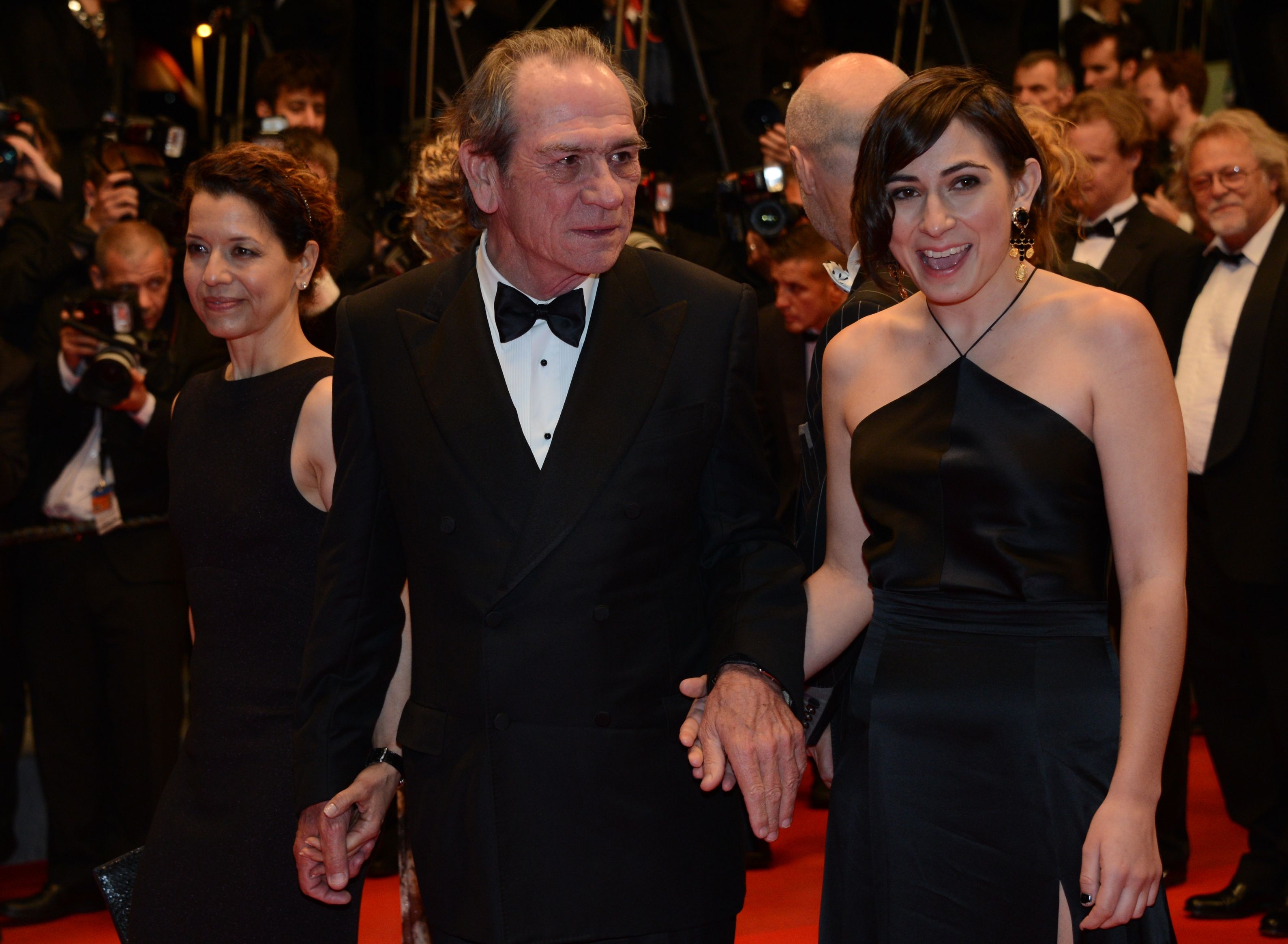 De ce a murit, de fapt, fiica lui Tommy Lee Jones. Găsită fără suflare într-un hotel