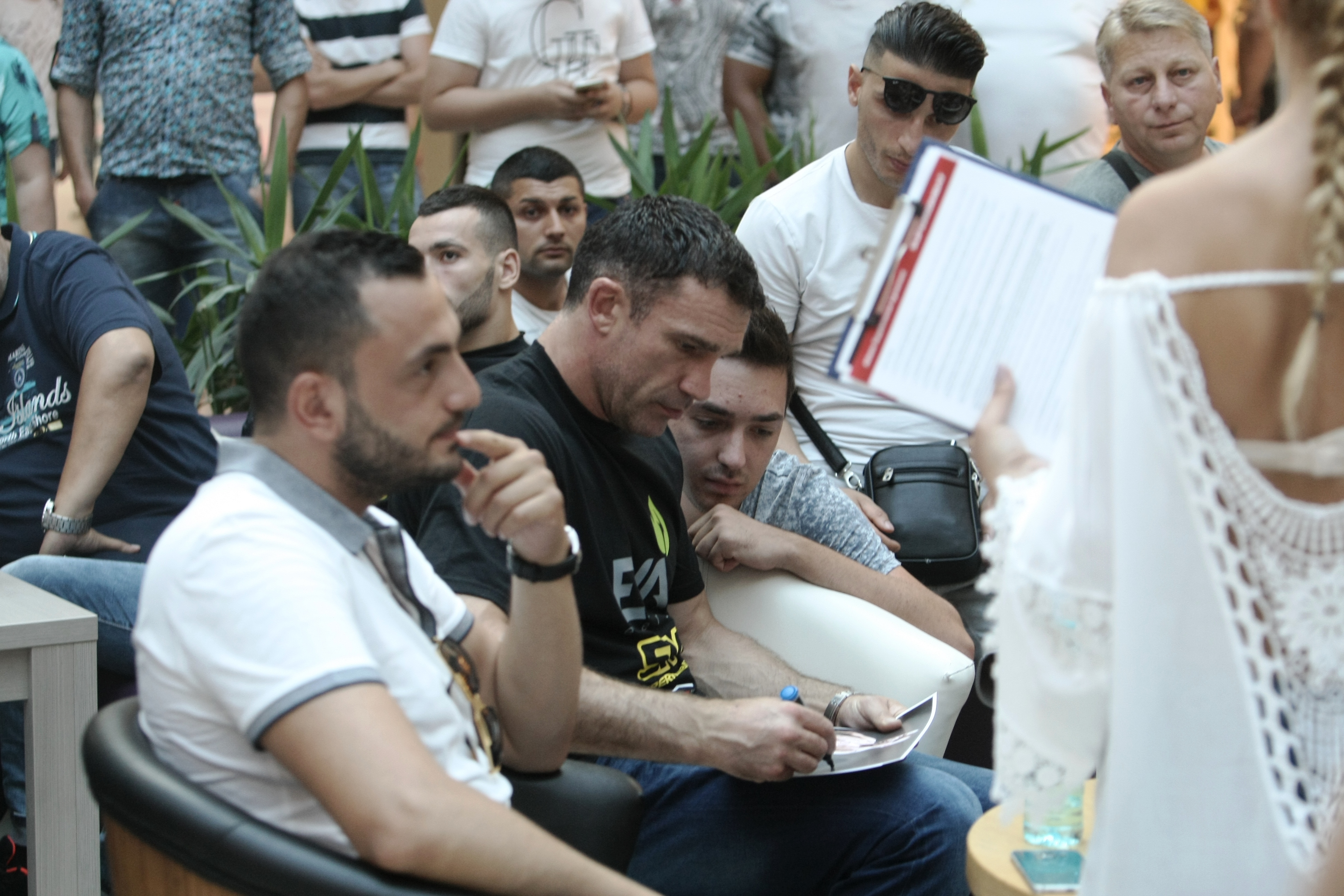 Superkombat. Seară cu pumni și cu picioare, dar nu de domnișoare! Bacary Sagna a venit la show | REZULTATELE GALEI