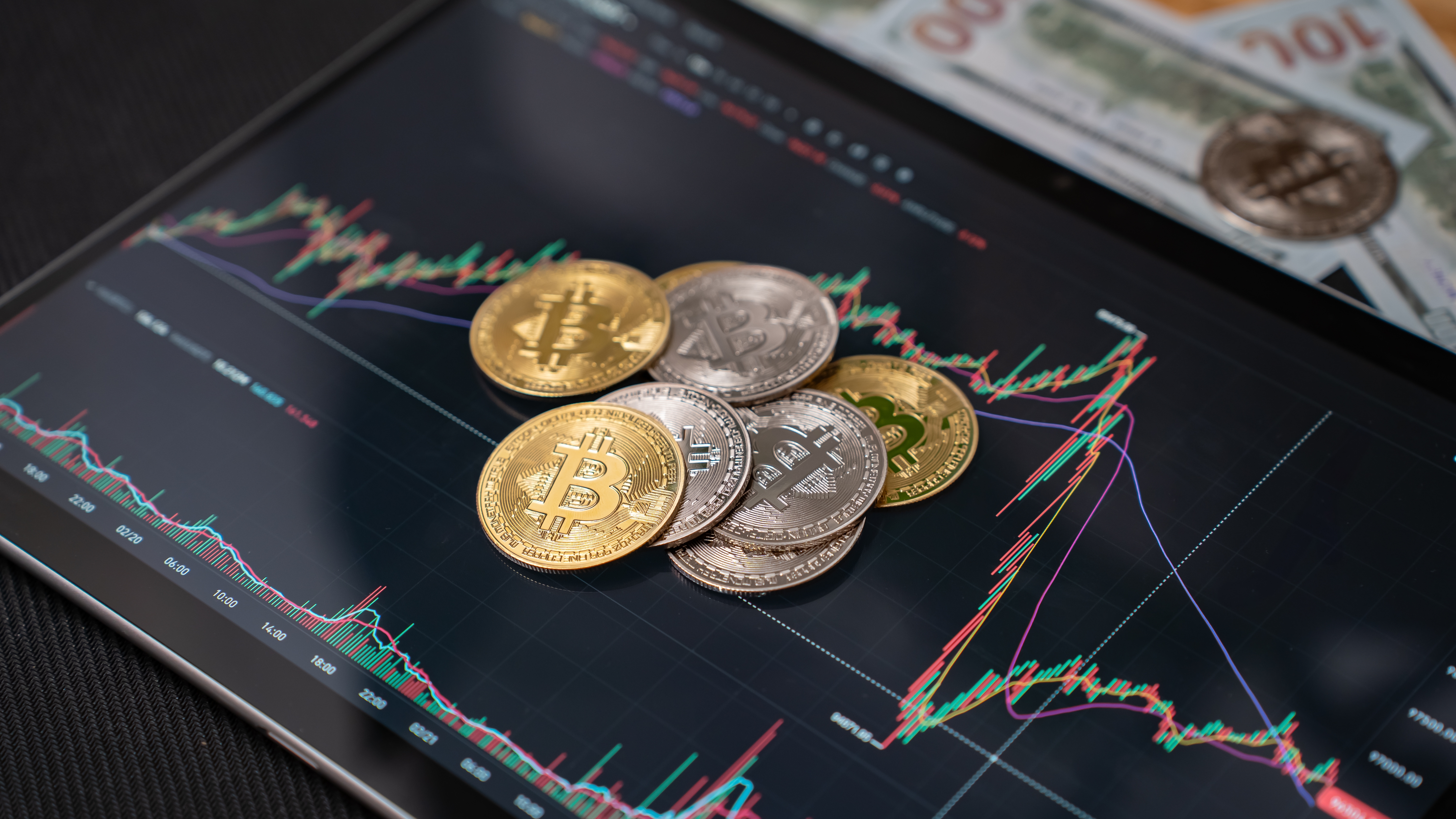 Bitcoin traci na wartości. Nowe tokeny XAUT i złoto zyskują przewagę