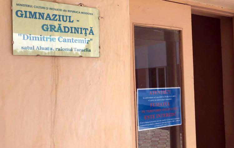 Cum este sărbătorită Marea Unire într-o zonă în care rușii sunt “stăpâni”. Singura școală cu predare în limba română risca în urmă cu un an să fie închisă