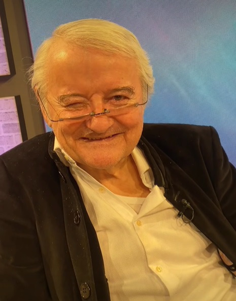 Irinel Columbeanu a dezvăluit ce făcea când mergea la Paris cu Monica Gabor: „Făceam multe în acele vremuri”. Cine îl ajută acum cu banii