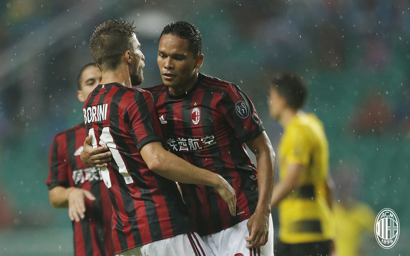 AC Milan scârțâie înaintea dublei cu Craiova din Liga Europa: 1-3 cu Borussia Dortmund. Montella: ”Capul meu este la meciul cu Craiova” / GALERIE FOTO