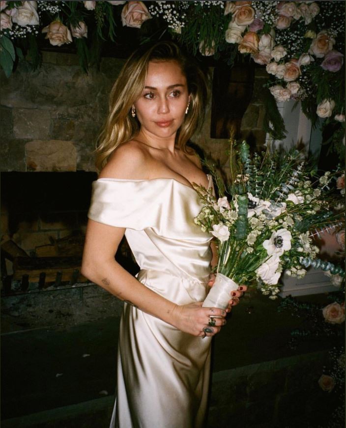 Mesajul deocheat transmis de Miley Cyrus soțului său de Ziua Îndrăgostiților