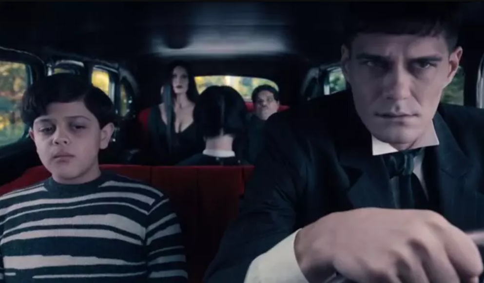 George Burcea, mesaj ironic după ce a fost înlocuit în serialul Wednesday. „Am cerut 5 milioane de dolari. Vreau să mă retrag la țară”